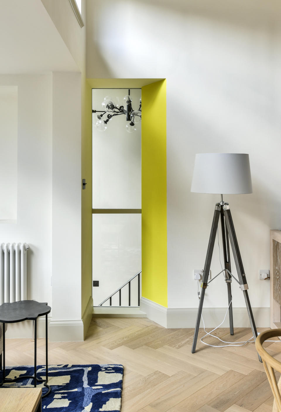 5. Pick the right bright paint colors as accents