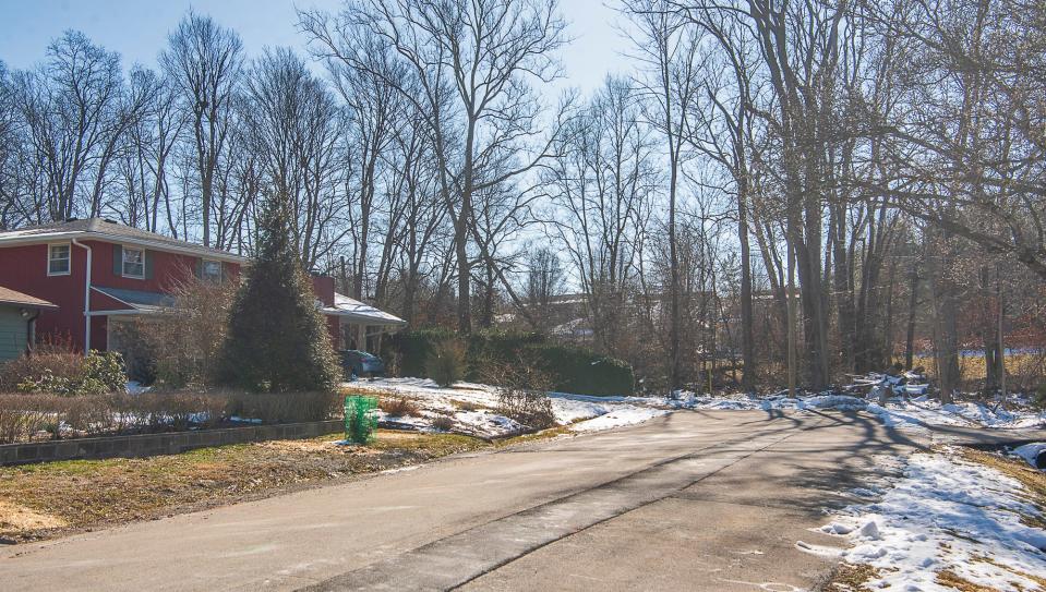 The city plans to construct a greenway this year on Weatherstone Drive and Hawthorne Lane. Right now, South Hawthorne Drive is a dead end and not connected to Weatherstone Lane.