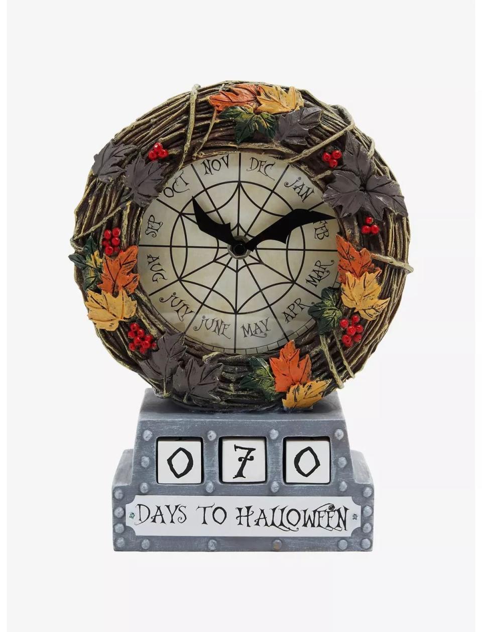 BoxLunch Nightmare Before Christmas 30th Anniversary Collection - Halloween Clock