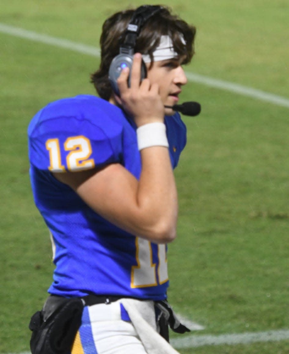 Donelson Christian Academy quarterback Bradford Gaines committed to Lindsey Wilson.