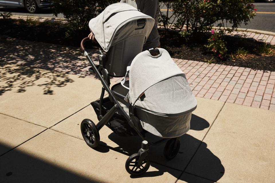 <p><a href="https://www.amazon.com/UPPAbaby-Vista-V2-Stroller-Charcoal/dp/B08Y71CS68/ref=sr_1_3?crid=3HS1DJINYY18Z&keywords=uppababy+vista+v2&qid=1706039432&sprefix=uppa%2Caps%2C80&sr=8-3&ufe=app_do%3Aamzn1.fos.2b70bf2b-6730-4ccf-ab97-eb60747b8daf&tag=syn-yahoo-20&ascsubtag=%5Bartid%7C2089.g.129%5Bsrc%7Cyahoo-us" rel="nofollow noopener" target="_blank" data-ylk="slk:Shop Now;elm:context_link;itc:0;sec:content-canvas" class="link ">Shop Now</a></p><p>VISTA V2 Double Stroller Bundle</p><p>amazon.com</p><p>$999.99</p><span class="copyright">Trevor Raab</span>