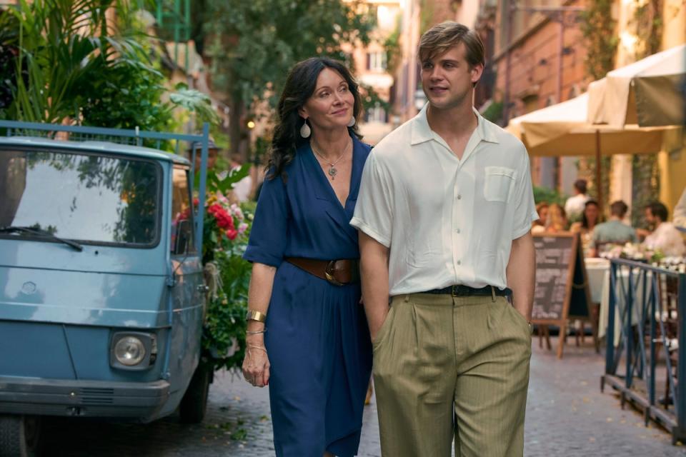 Leo Woodall and Essie Davis in One Day (Netflix)