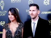 <p>Und auch Lionel Messi muss seine Frau nicht verstecken: Antonella Roccuzzo (Bild: Mustafa Yalcin/Anadolu Agency via Getty Images)</p> 