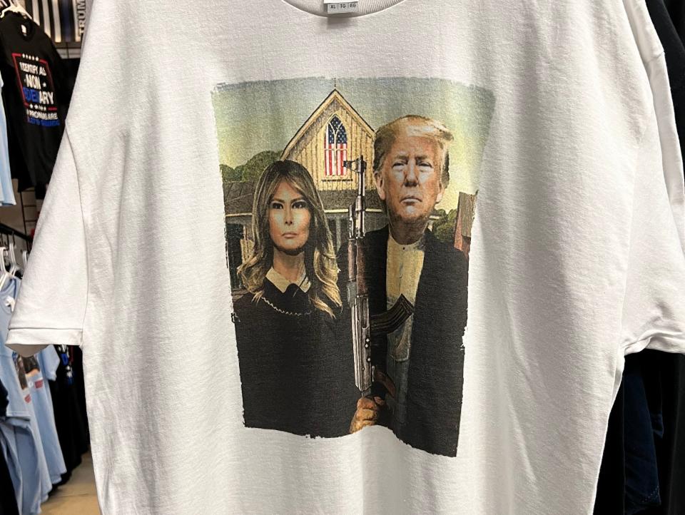 Donald and Melania Trump T-shirt.