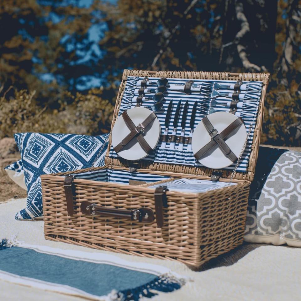 <p><a href="https://go.redirectingat.com?id=74968X1596630&url=https%3A%2F%2Fwww.westelm.com%2Fproducts%2Fparty-pack-picnic-basket-d8517&sref=https%3A%2F%2Fwww.housebeautiful.com%2Fshopping%2Fg61158194%2Feditor-picks-outdoor-entertaining-essentials%2F" rel="nofollow noopener" target="_blank" data-ylk="slk:Shop Now;elm:context_link;itc:0;sec:content-canvas" class="link ">Shop Now</a></p><p>Party Pack Picnic Basket (22 Piece Set)</p><p>West Elm</p><p>$100.00</p>