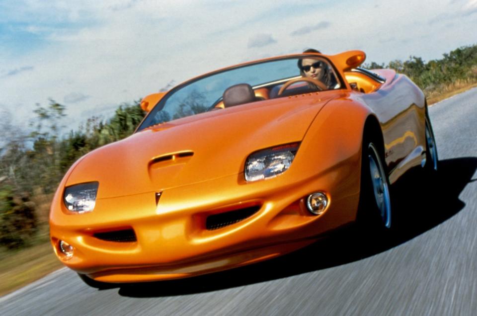 <p>The Sunfire concept explored what was possible when Pontiac let a sports car like the <strong>Firebird </strong>influence an entry-level model. The head-turning sheet metal hid a four-cylinder engine supercharged to place <strong>241 HP </strong>under the driver’s right foot, an impressive figure during the mid-1990s.</p><p>It looked a little <strong>Hot Wheels-esque</strong>, and few realistically expected it would reach production untouched, but it promised good things for Pontiac’s next generation of entry-level models. Was the brand's search for relevance over?</p>