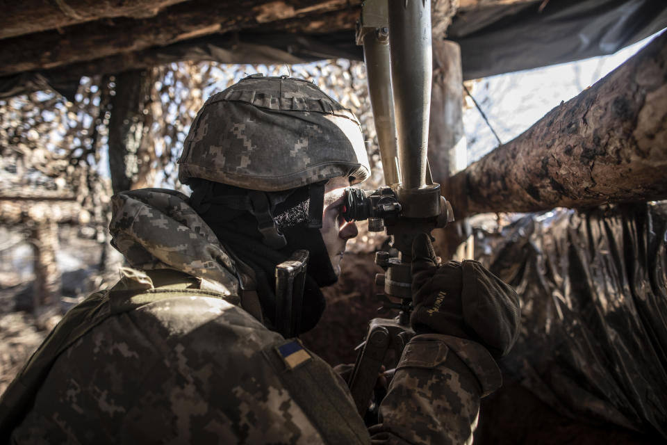 Die russische Armee nimmt nach der Einnahme des Gebiets Luhansk nach ukrainischen Angaben nun von dort aus zunehmend die Region Donezk ins Visier (Bild: Manu Brabo/Getty Images)