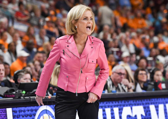 March Madness: A timeline of LSU coach Kim Mulkey's recent controversies