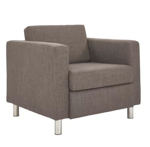 <strong><a href="https://fave.co/2RowWT3" target="_blank" rel="noopener noreferrer">Originally $525, get it on sale for 47% off and an additional 15% off at AllModern.﻿</a></strong>