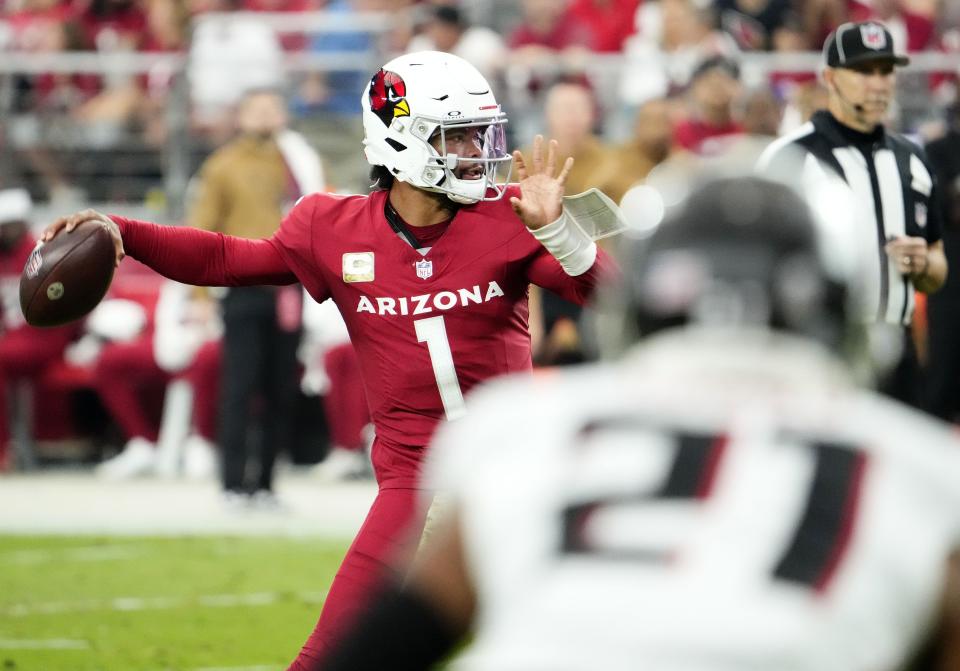 Arizona Cardinals quarterback Kyler Murray (1) throws a pass against the Atlanta Falcons in the first half at State Farm Stadium on Nov. 12, 2023, in Glendale.