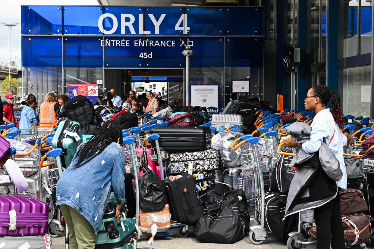 La Direction générale de l’Aviation civile a demandé ce vendredi 24 mai aux compagnies aériennes d’annuler préventivement 70 % des vols prévus samedi à l’aéroport Paris-Orly (photo d’illustration).