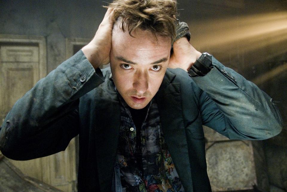 Ein formidabler Leinwandschocker ganz ohne Blutvergießen gelang mit "Zimmer 1408" (2007). John Cusack spielt den erfahrenen Horrorhaus-Autor Mike Comlin, der in das titelgebende Zimmer eincheckt - der Beginn eines fantastisch inszenierten Albtraums. Standards aus Horror- und Gruselfilmen wechseln sich ab mit grandiosen Einfällen und sorgen für permanente Hochspannung. (Bild: Senator)