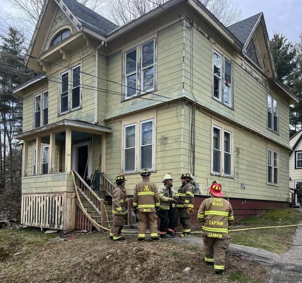 Firefighters responded to a fire at this apartment building on Long Sands Road on Sunday, April 14, 2024.