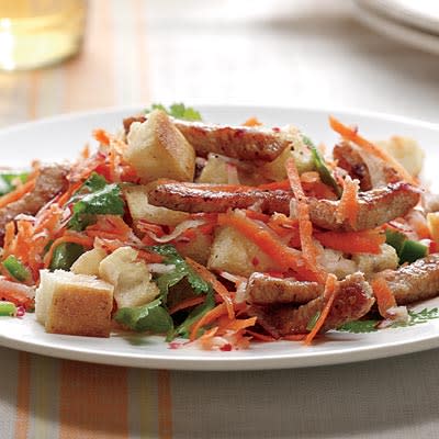 Pan-Fried Pork Salad with Pickled Carrots and Radishes