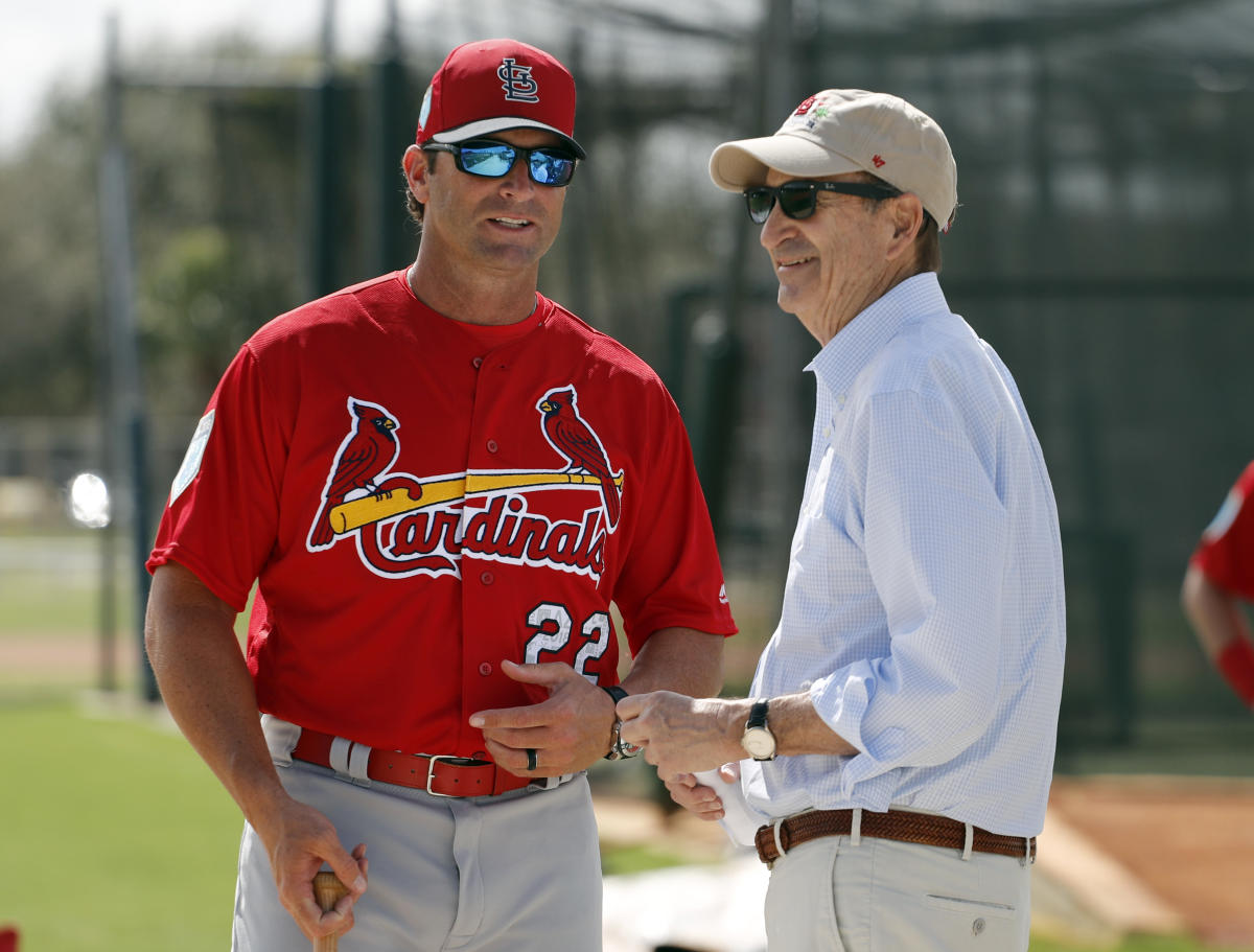 Price explains his lineup to Cardinals manager Matheny