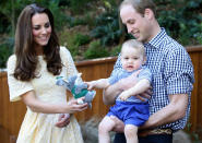 <p>Kate gave George a toy bilby as he was helt by William during a visit to the Bilby Enclosure at Taronga Zoo in April 2014 in Sydney. (Chris Jackson/Getty Images)</p> 