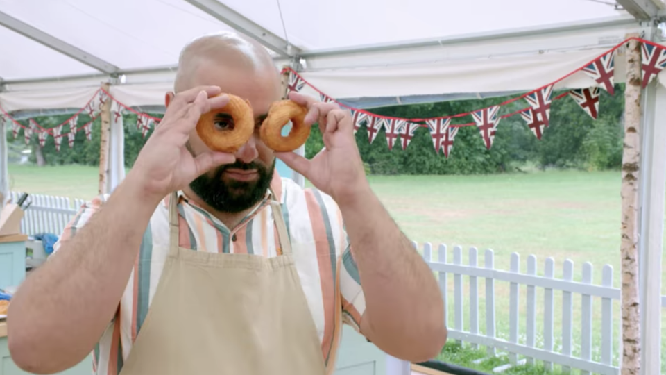 George making donut goggles