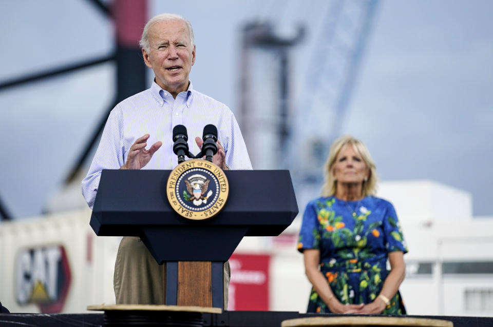 Image: President Joe Biden, with first lady Jill Biden, delivers remarks on Hurricane Fiona on Oct. 3, 2022, in Ponce, Puerto Rico. (Evan Vucci / AP)