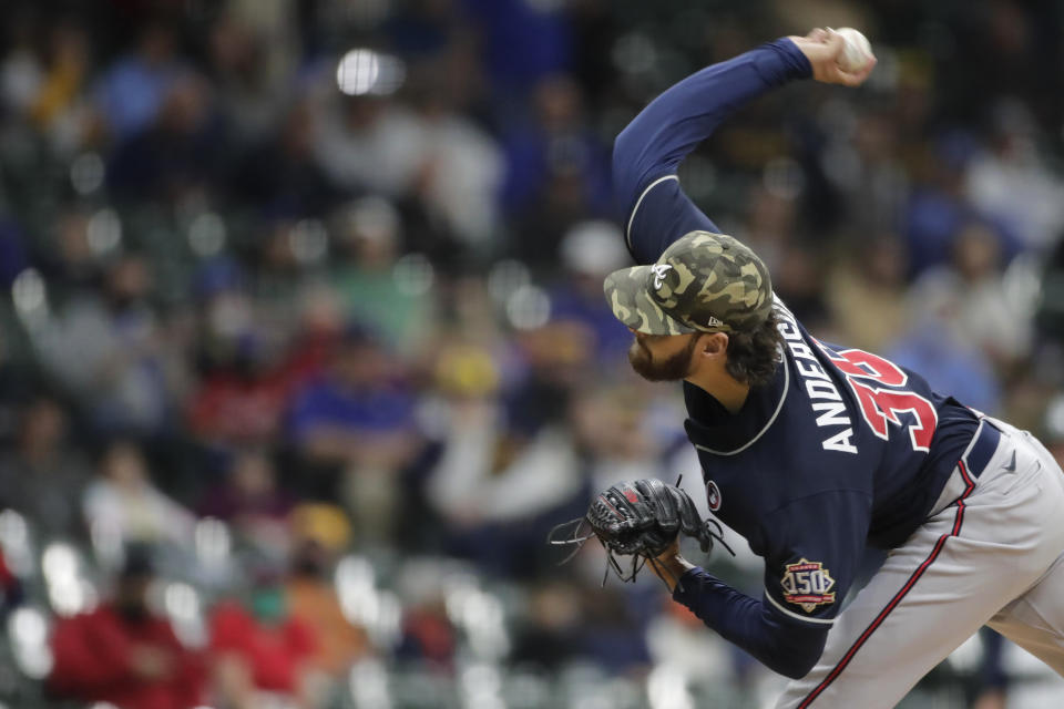 Atlanta Braves' Ian Anderson pitches during the first inning of the team's baseball game against the Milwaukee Brewers on Saturday, May 15, 2021, in Milwaukee. (AP Photo/Aaron Gash)