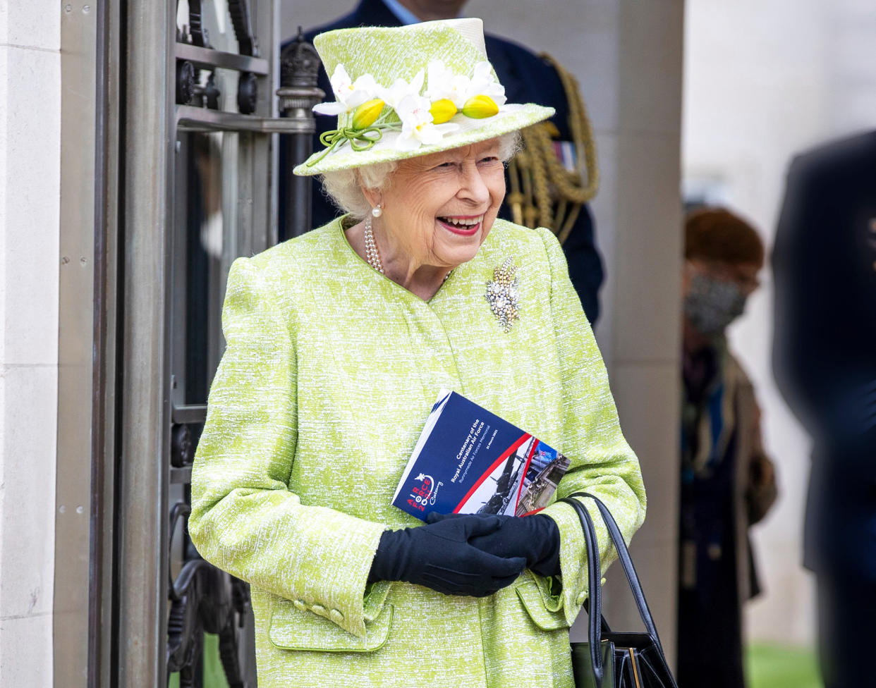 Queen Elizabeth Writes Touching Letter After Pre-Easter Service Is Canceled