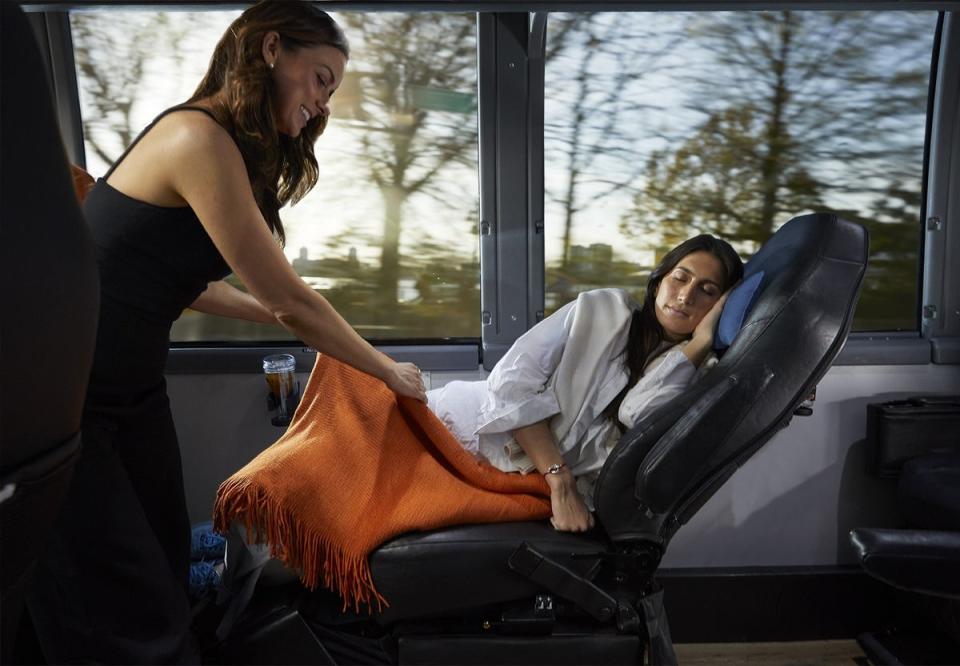 Blade bus seats can recline 45 degrees (Blade Air Mobility, Inc.)