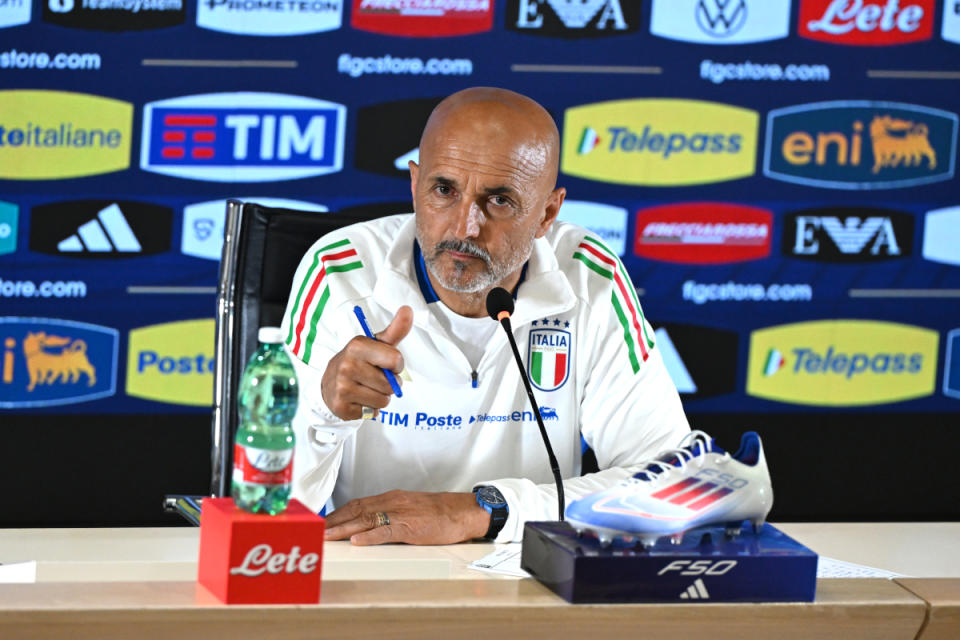 Spalletti sottolinea la differenza fondamentale tra gli attaccanti italiani di Scamaca e Retegui