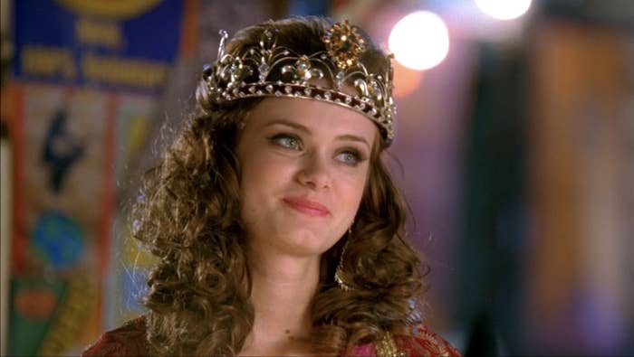 Sara Paxton wears a crown and smiles as Marnie Piper in "Return to Halloween"