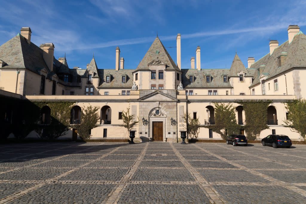 exterior shot of oheka castle on long island