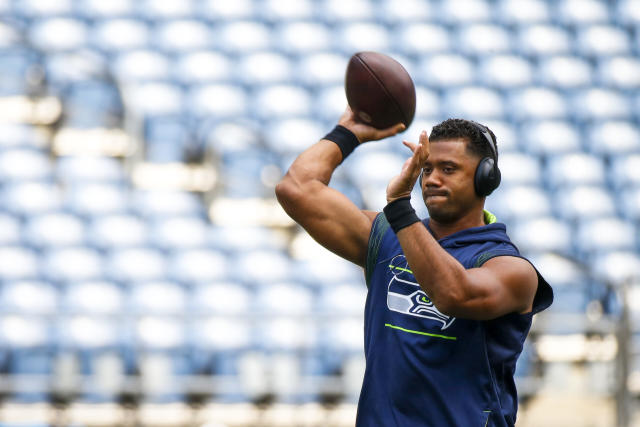 Seahawks agree to trade Russell Wilson to Broncos