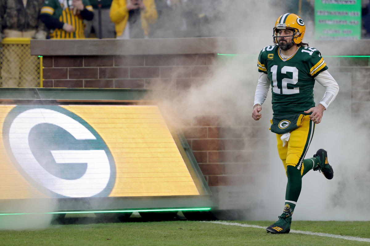 Packers' Aaron Rodgers Tops Colts' Jonathan Taylor for 2021 NFL MVP Award  by Execs, News, Scores, Highlights, Stats, and Rumors