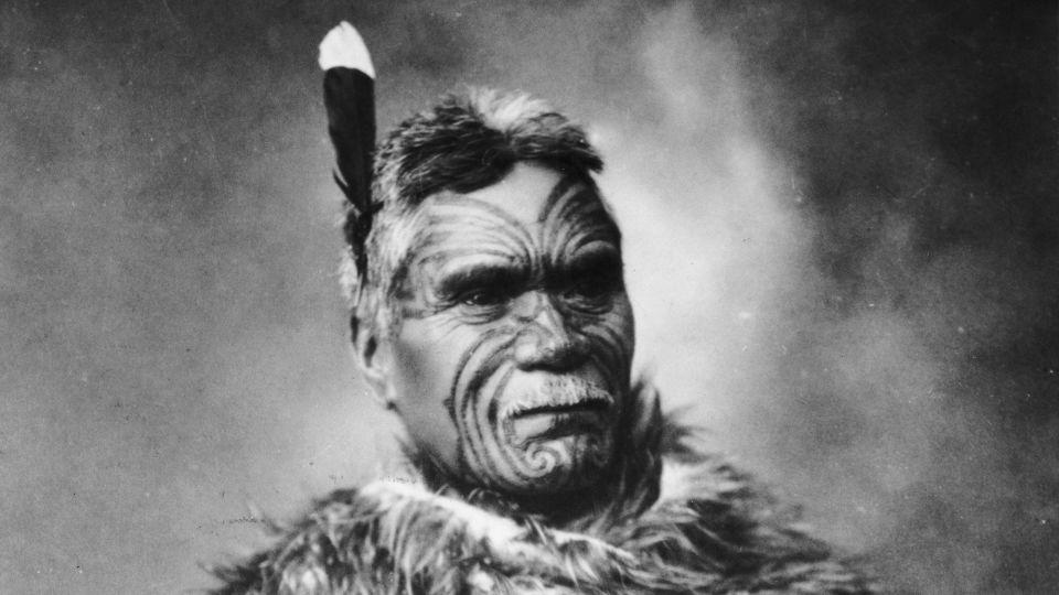 A Maori chief wears a huia feather in his hair - Bettmann Archive/Getty Images