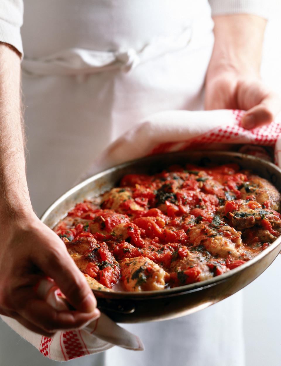 加點油、煮熟烹調更能釋放茄紅素（示意圖/Getty Image）
