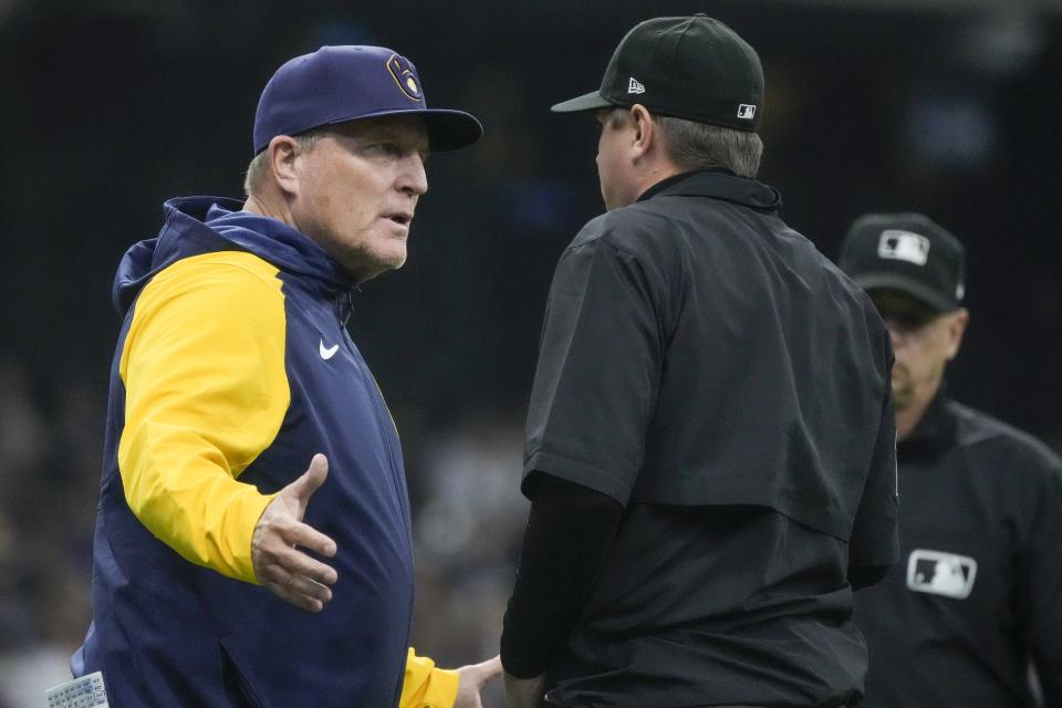 Milwaukee Brewers manager Pat Murphy argues a call during the sixth inning of a baseball game against the New York Yankees Sunday, April 28, 2024, in Milwaukee. (AP Photo/Morry Gash)