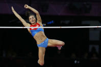 Russia's Yelena Isinbayeva clears the bar during the women's pole vault final at the London 2012 Olympic Games at the Olympic Stadium August 6, 2012. REUTERS/Phil Noble (BRITAIN - Tags: SPORT ATHLETICS OLYMPICS TPX IMAGES OF THE DAY) 