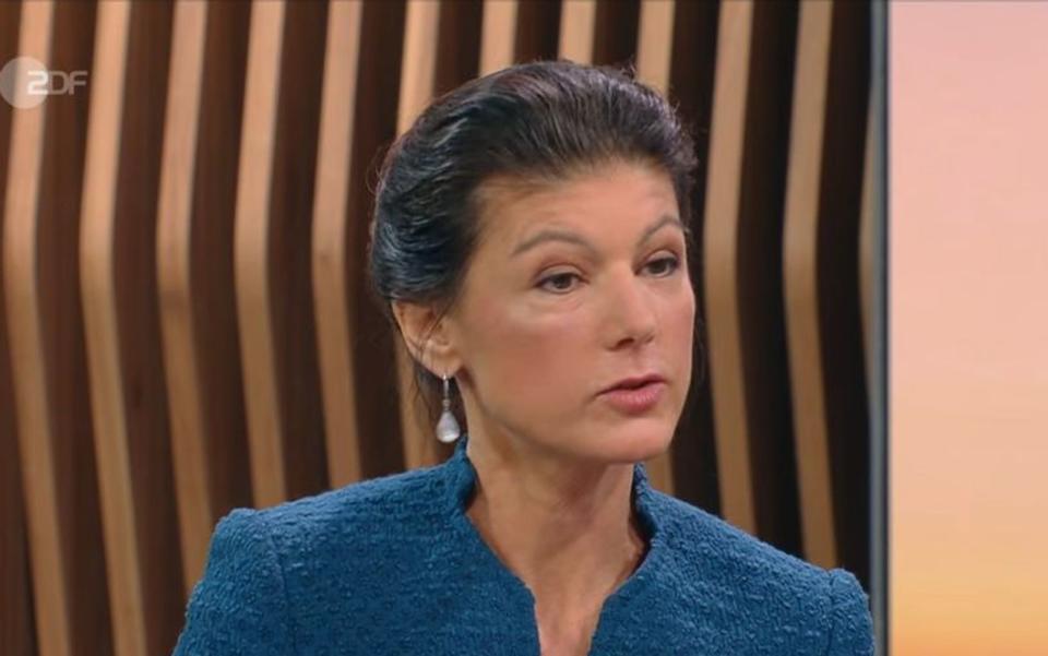 Linken-Politikerin Sahra Wagenknecht forderte, die Frontlinien in der Ukraine einzufrieren.  (Bild: ZDF)