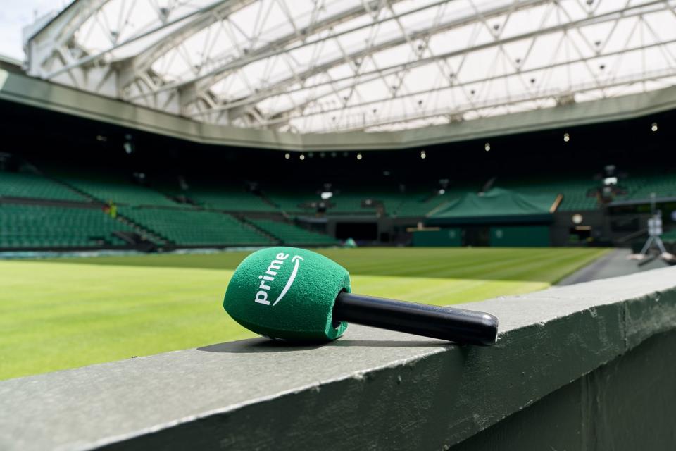 Grün ist die Farbe, die alle Wimbledon-Tennis-Fans elektrisiert. (Bild: Amazon Prime Video)