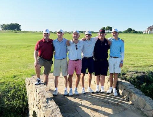 Old Rochester compitió recientemente en el Campeonato Nacional de la Asociación Nacional de Golf de Escuelas Secundarias en Frisco, Texas.