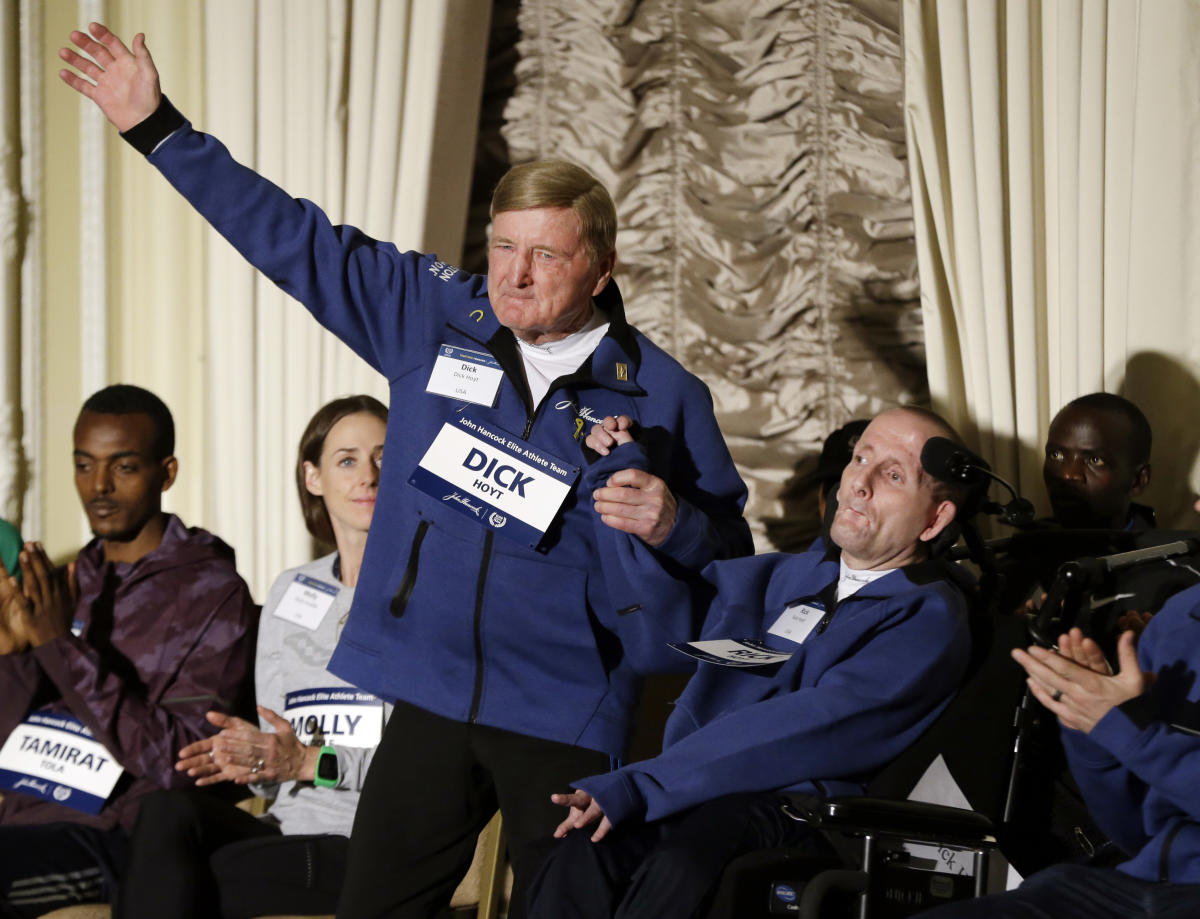 Boston Marathon Icon Dick Hoyt Who Pushed Son Dies At 80 [video]