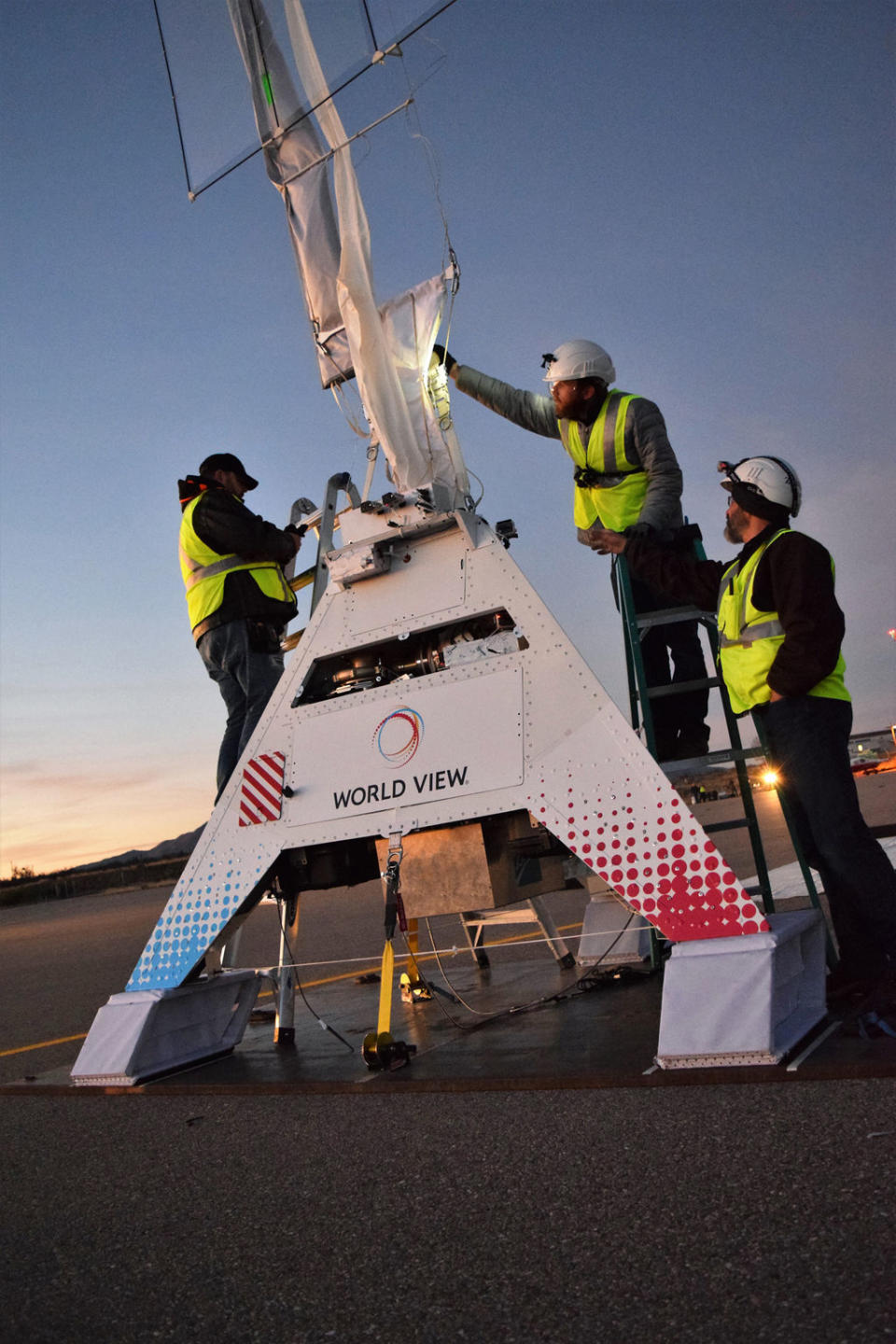 A close-up of a World View stratocraft, which carries payloads for the Stratollite system. <cite>World View</cite>