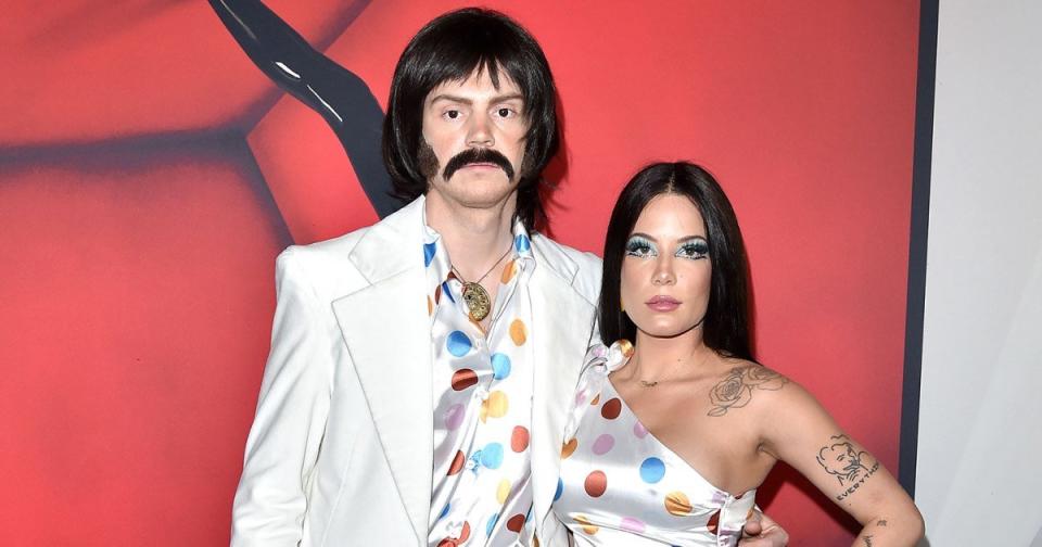 From Cookies & Milk to Sonny & Cher: The Most Unforgettable Celeb Couples Costumes, Ever