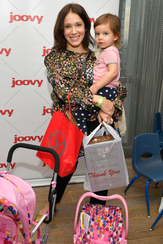 Marla Sokoloff and daughter Olive