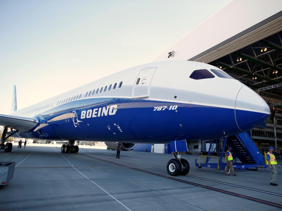 Boeing 787-10 Dreamliner