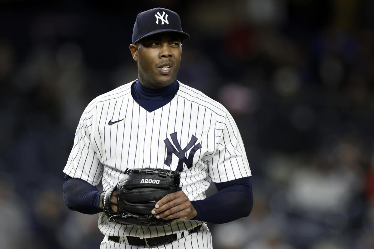 Yankees' Aroldis Chapman earns important save against Phillies