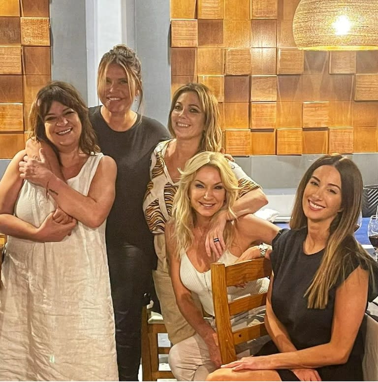 Las angelitas se juntaron a celebrar el cumpleaños de Andrea Taboada