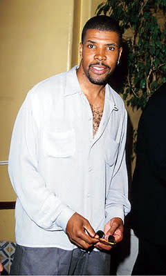 Eriq La Salle at the Mann's Village Theater premiere of Warner Brothers' The Perfect Storm