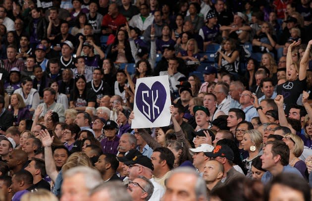 A Decade After Sacramento Showed Up for the Kings, the Kings Return the  Favor - The New York Times
