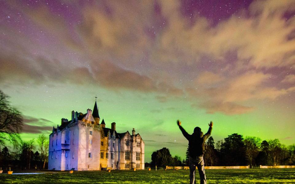 aurora borealis Brodie Castle, Moray, Scotland - Paul Scott/CMA CAPTURE MEDIA AGENCY 
