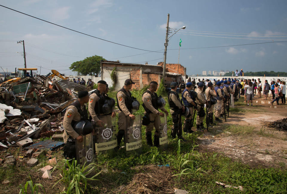 Destruction and rebuilding in Vila Autodromo for the Rio Olympics