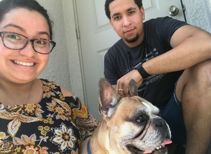 The good boy and his humans, Mar&iacute;a and David. (Photo: David Maceo)