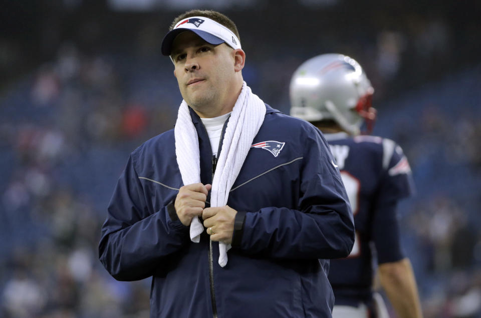 The Cleveland Browns have reportedly requested permission to interview New England Patriots offensive coordinator Josh McDaniels. (AP/Elise Amendola)